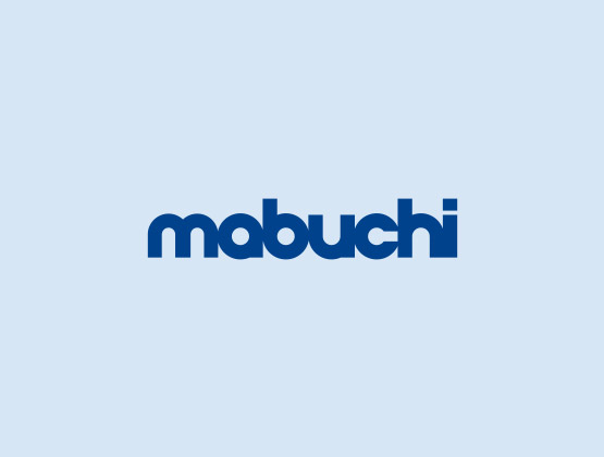 株式会社マブチのロゴ